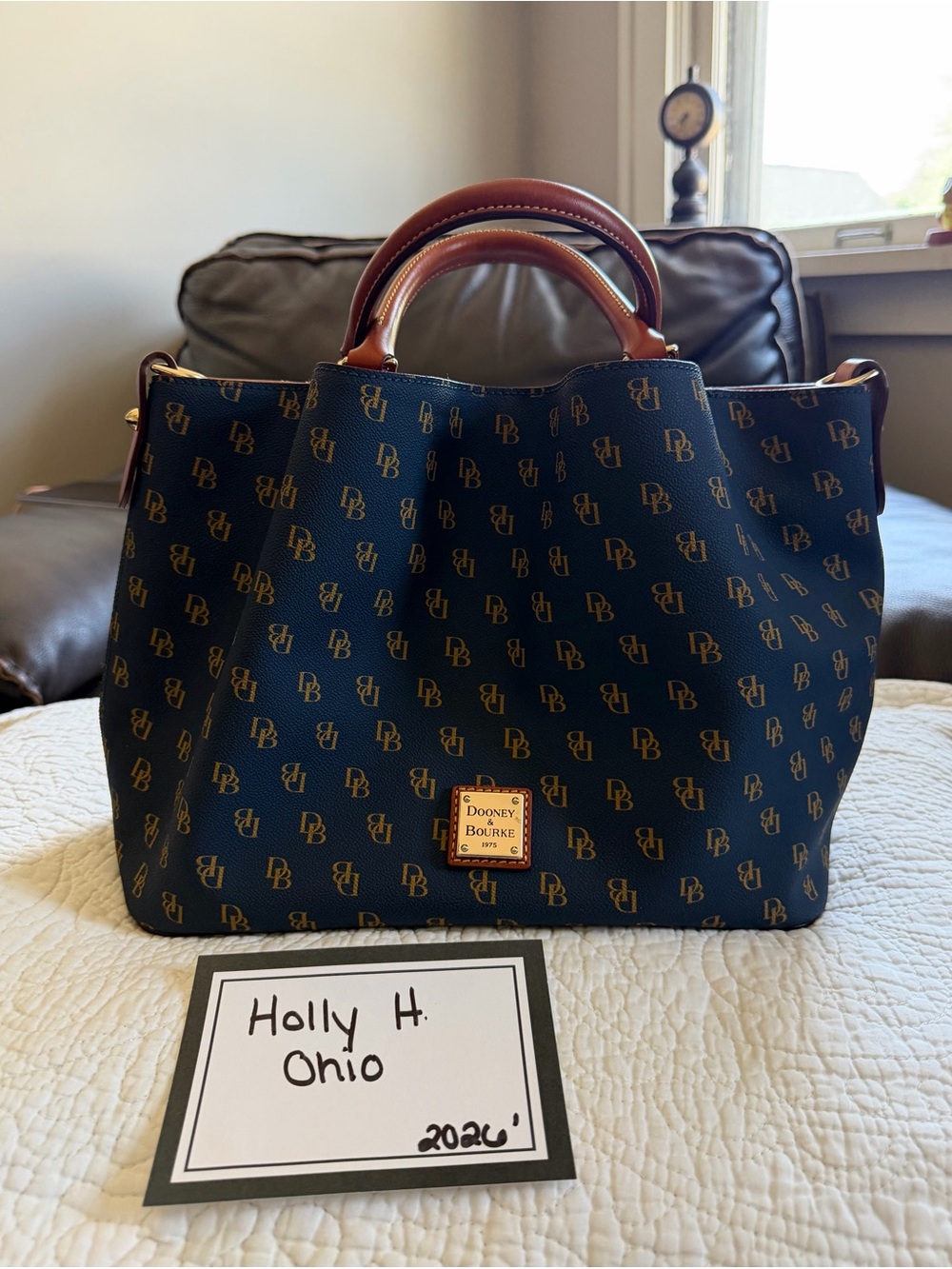 EUC: Dooney & Bourke Navy Brown Gretta Perry Satchel